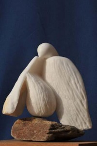 sculpture de colombe - symbole de la paix