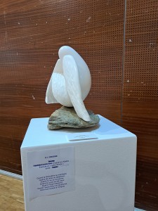 Sculpture de Dominique Rivaux "À l'Origine" - exposition - la Halle des Blancs Manteaux à Paris 2024