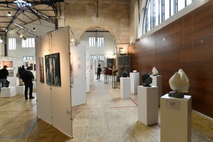 Exposition dans la Halle des Blancs Manteaux à Paris 4ème - sculpture de Dominique Rivaux