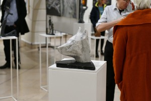 Sculpture de Dominique Rivaux "AMAROQ – ODE À LA NATURE SAUVAGE" - SVAIF 2024