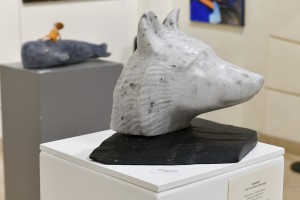 Sculpture de Dominique Rivaux "AMAROQ – ODE À LA NATURE SAUVAGE" - 159e Salon de La Société Versaillaise des Artistes d'Ile-de-France