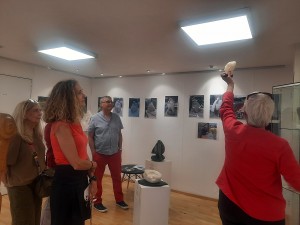 Vernissage à Limeil-Brévannes avec Stéphanie Gamarra - photo prise par la Personne chargée de la Culture